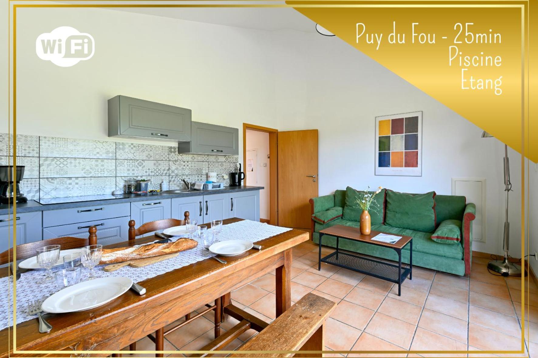 Villa L'Evasion En Pierre Piscine Et Etang Prive à Sevremoine Extérieur photo