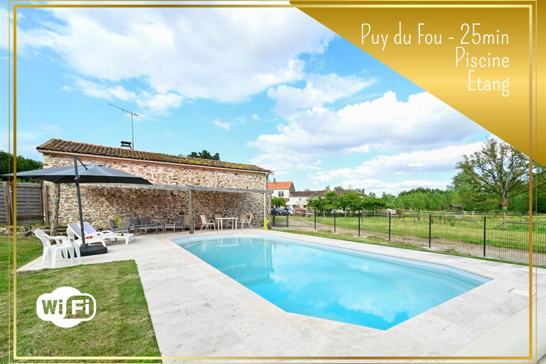 Villa L'Evasion En Pierre Piscine Et Etang Prive à Sevremoine Extérieur photo